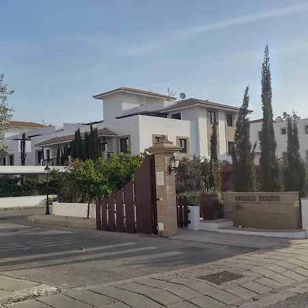 Emerald Heights Daire *