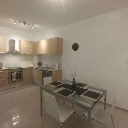 Emerald Heights * Tersephanou