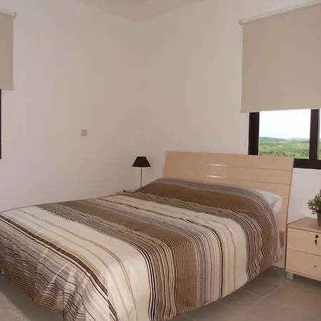 Emerald Heights Apartament Tersephanou