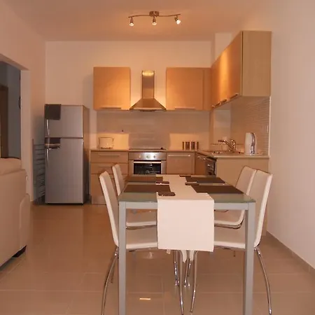 Emerald Heights Tersephanou