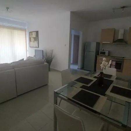 Emerald Heights Apartament Tersephanou