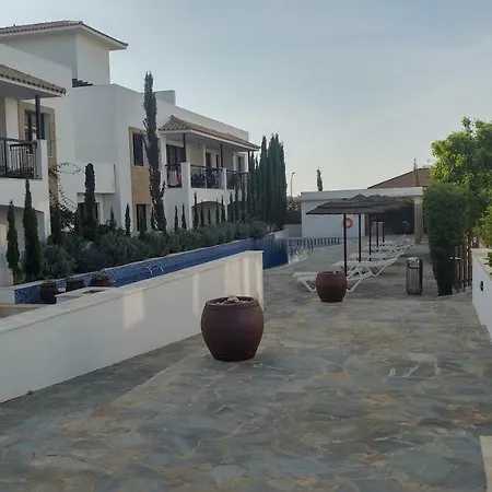 Emerald Heights Tersephanou