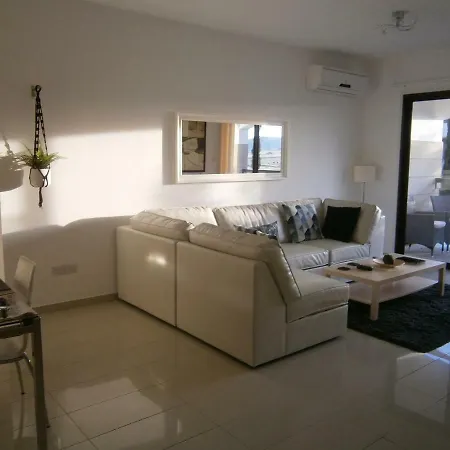 Emerald Heights Apartment Tersephanou