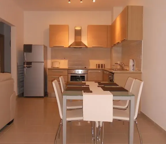 Emerald Heights Tersephanou