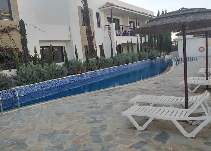 Emerald Heights Apartament