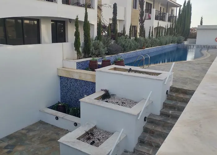 Emerald Heights Apartament Tersephanou