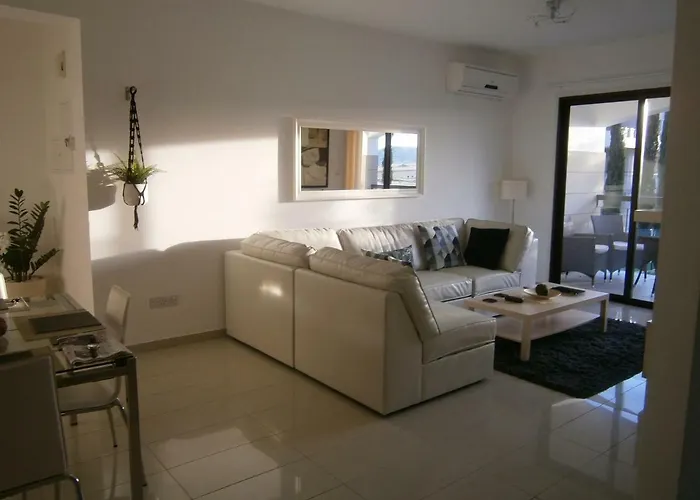 Emerald Heights Apartament Tersephanou